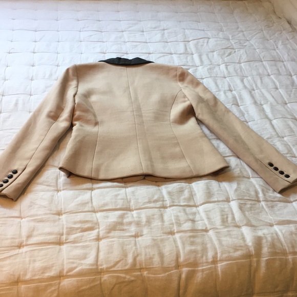 Jacket - Picture 5 of 5